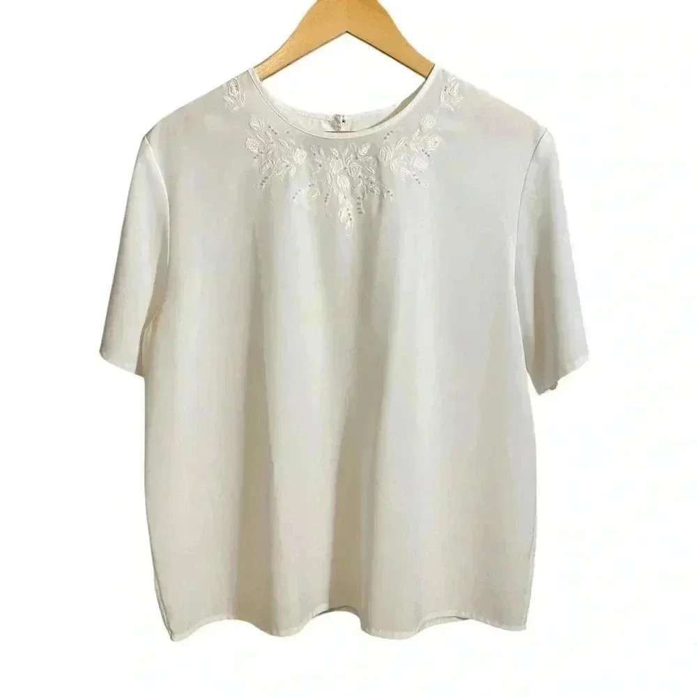 LAURA SCOTT Women's Blouse Top Embroidered Leaf Pattern Crew Neck White Size L